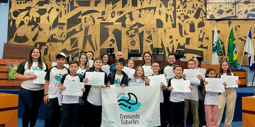 Alunos integram projeto Treinando Tubarões