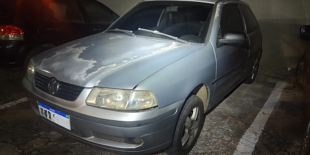 Volkswagen Gol é apreendido pela polícia
