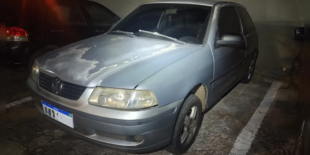 Volkswagen Gol é apreendido pela polícia