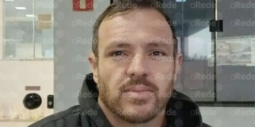 Charlie tinha 37 anos