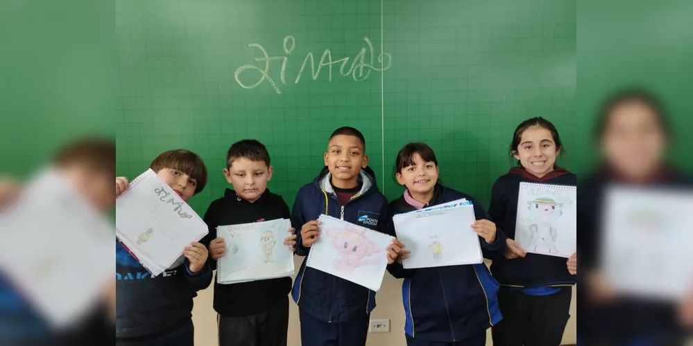 Após se aprofundarem na trajetória do escritor, os alunos realizaram ilustrações e histórias em quadrinho