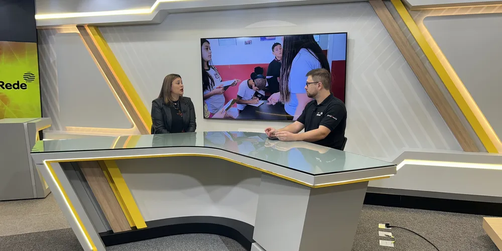 Secretária de Educação de Piraí do Sul foi a quinta convidada da série especial com gestores de ensino dos municípios participantes do Vamos Ler