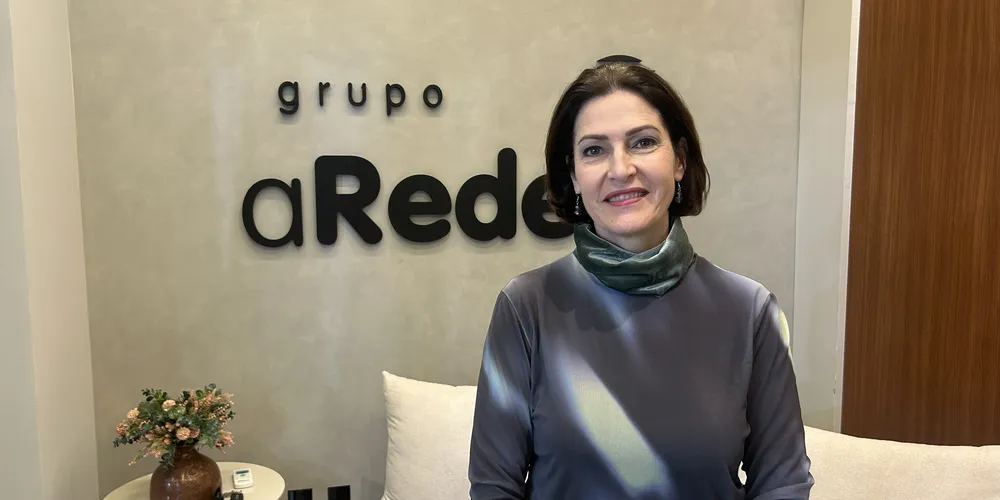 Cristina concedeu entrevista nos estúdios do Grupo aRede