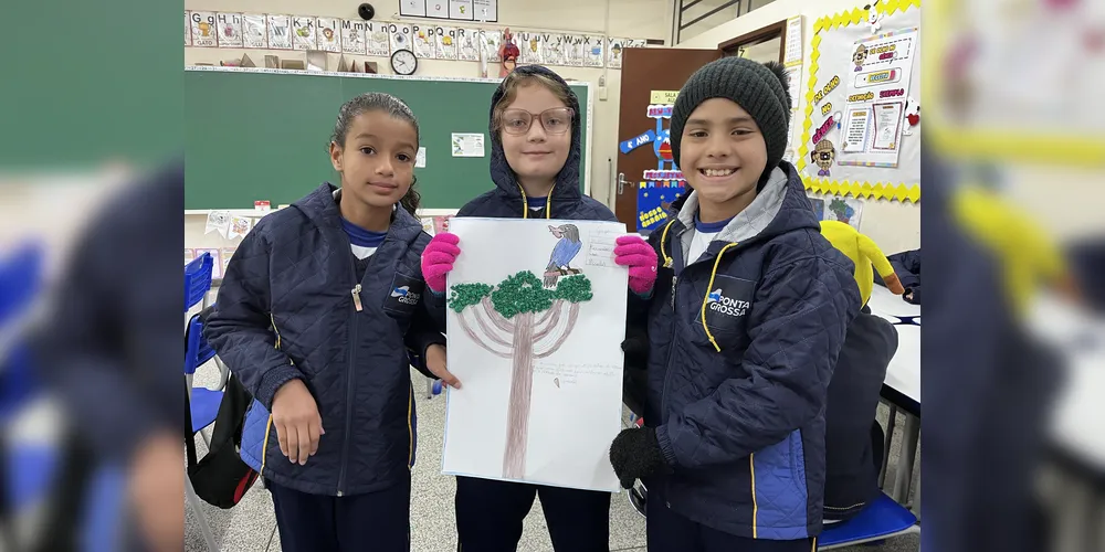 Como atividade, os alunos representaram os símbolos estudados através de ilustrações