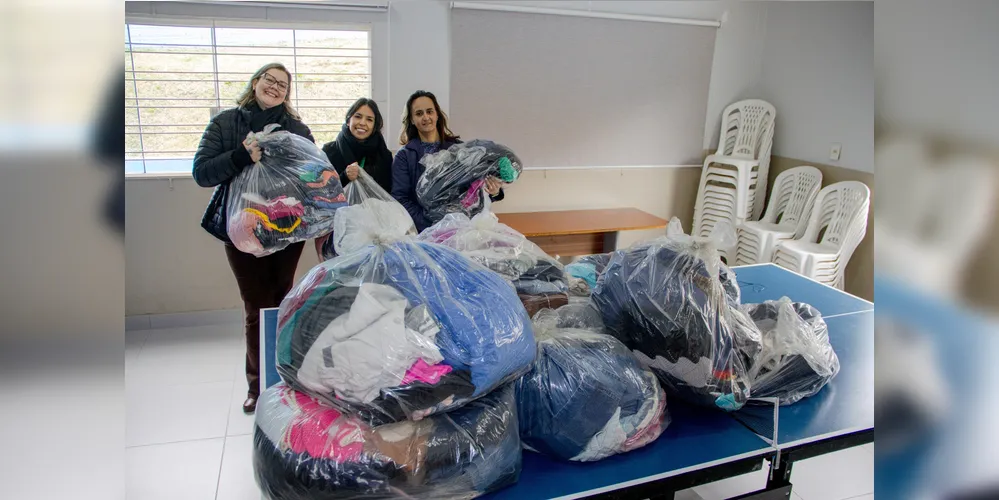 A arrecadação foi de 364 peças de roupas e 13 pares de calçados
