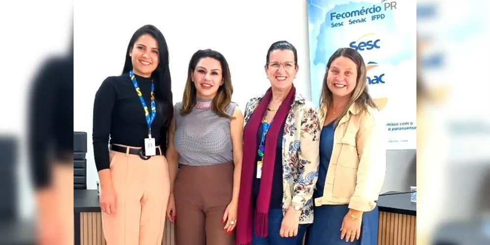 Dayane Sovinski esteve com a equipe responsável pelo projeto