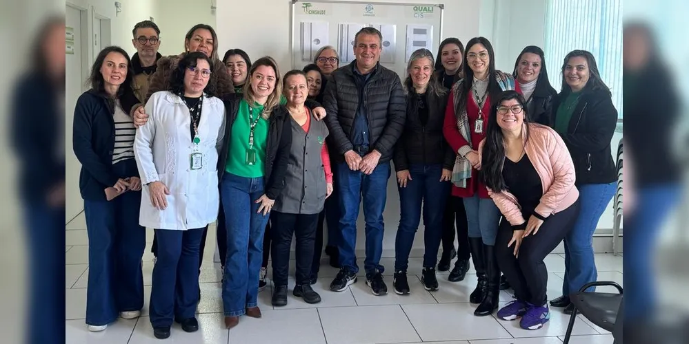 O presidente Irani Barros esteve reunido com equipe do CimSaúde nesta segunda-feira