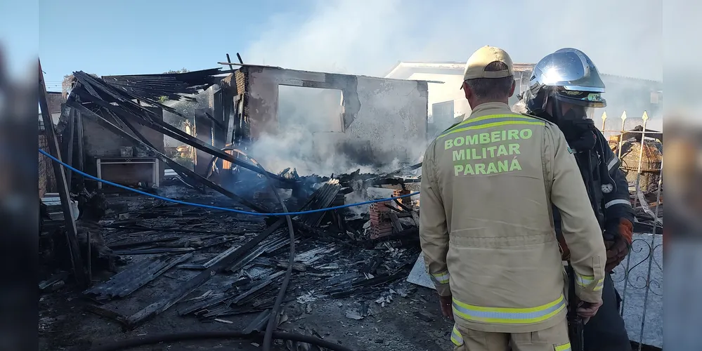Incêndio criminoso acontece após briga de pai e filho, no Cará-Cará