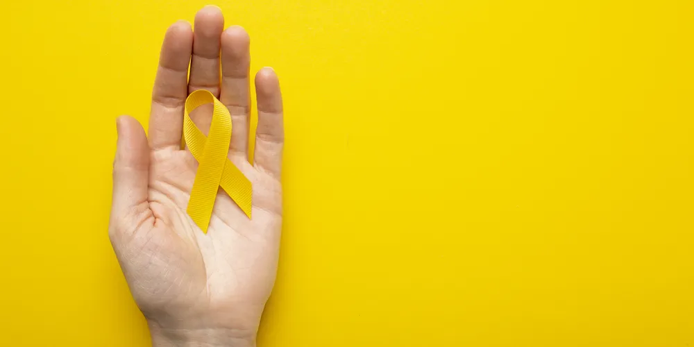 Além da vacina, medidas como não compartilhar objetos pessoais e fazer exames regularmente são atitudes importantes de prevenção