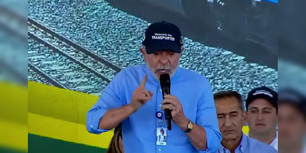 Presidente Lula visita trecho da Transnordestina, no Ceará