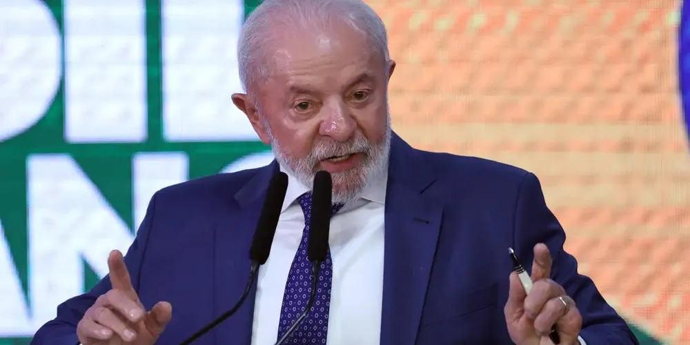 Presidente Lula em discurso