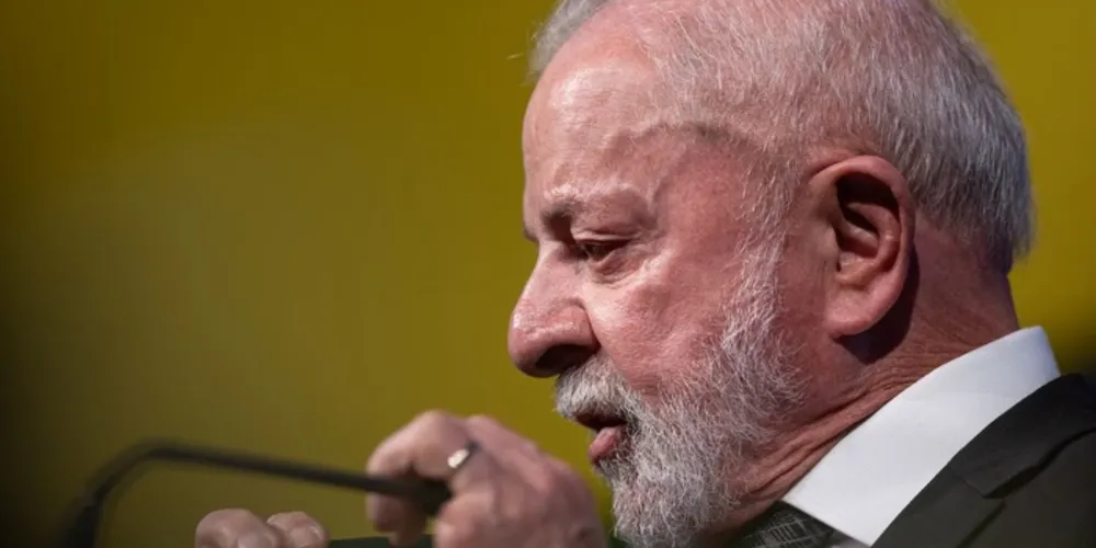 Presidente afirma que democracia e soberania do Brasil estão sendo atacadas