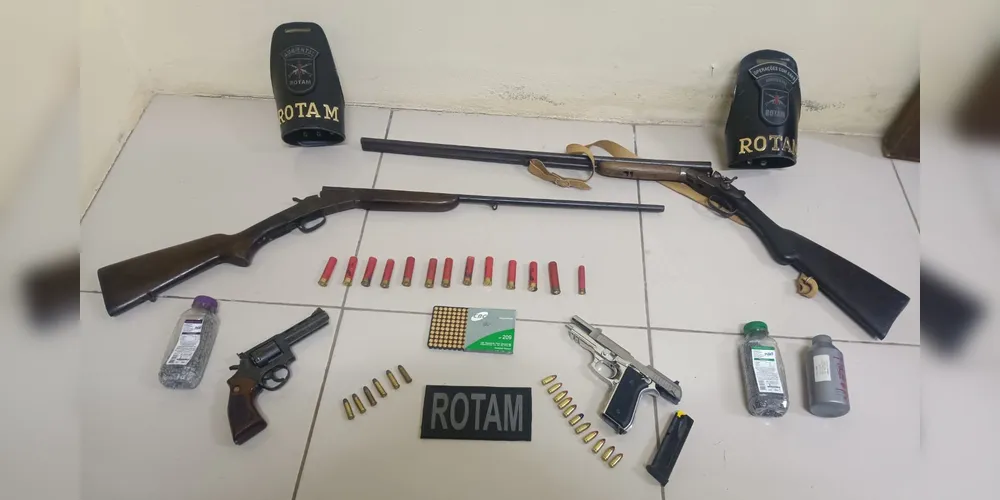 Material foi apreendido pela polícia