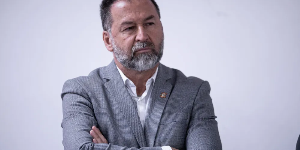 Ex-presidente do Corinthians, Augusto Melo deixou o Parque São Jorge antes do fim da votação