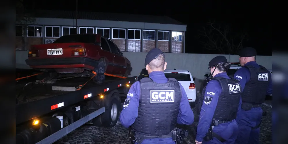 Automóvel foi levado à delegacia de Ponta Grossa