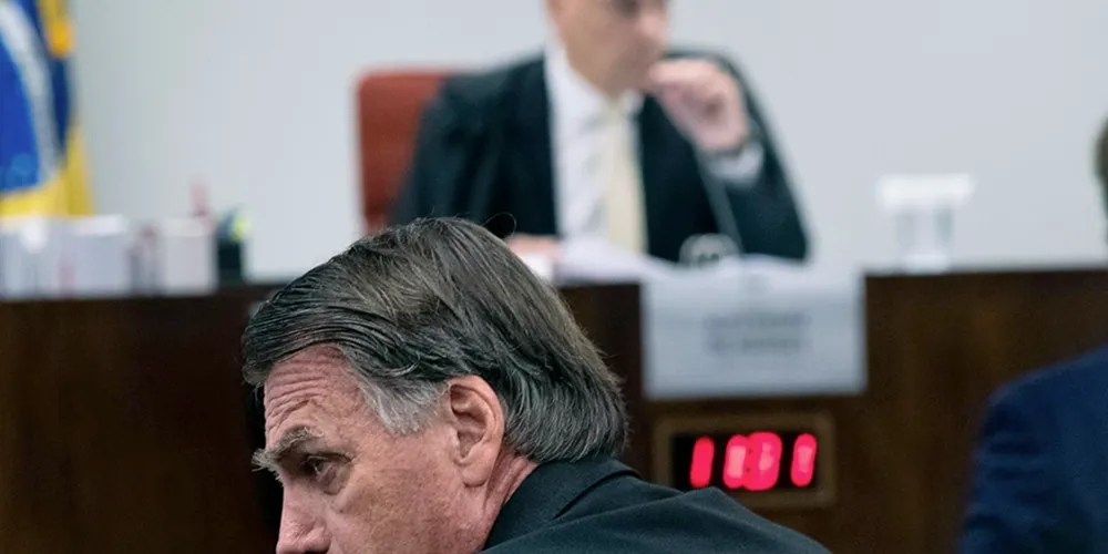 Também foi especulado que ex-presidente poderia cumprir pena em unidade do Exército.