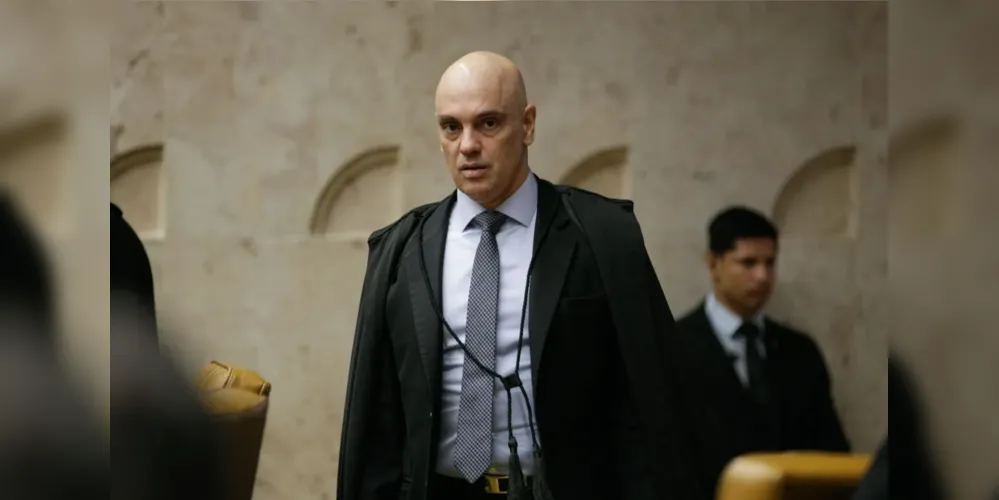Ministro Alexandre de Moraes reforçou o policiamento na casa do ex-presidente Jair Bolsonaro (PL).