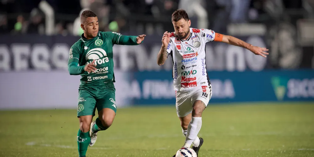 Boschilia completou 50 jogos pelo Operário Ferroviário