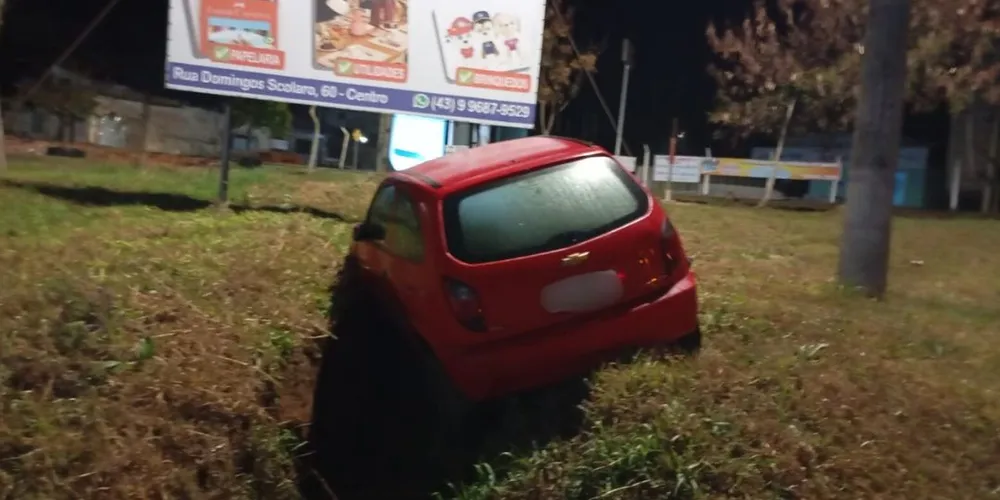 Motorista foi socorrido pelo Siate