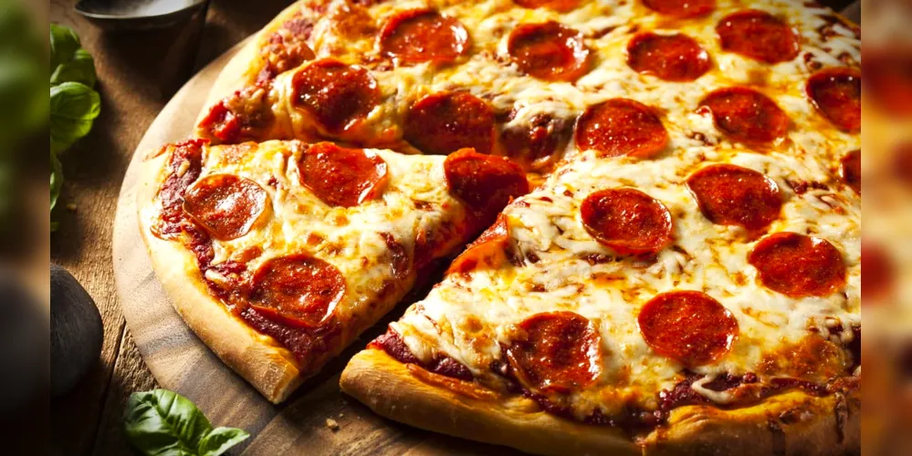 Pizza de calabresa poderá ser retirada na rua Francisco Guilhermino, 166