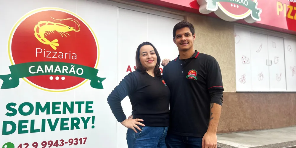 Joh Sast, gestora da pizzaria, convida a todos para ter essa experiência de sabor e acompanhar pelo Instagram @pizzariacamaraopg