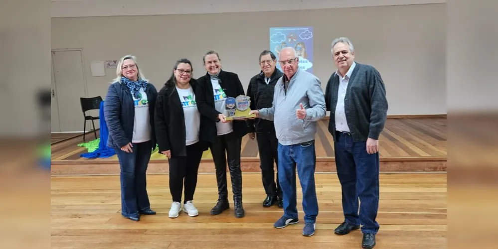 Prêmio foi entregue com a presença do prefeito Reinaldo Cardoso