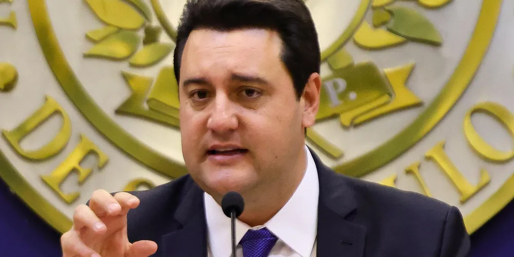 O governador Carlos Massa Ratinho Junior informou disse em nota que irá defender a economia paranaense