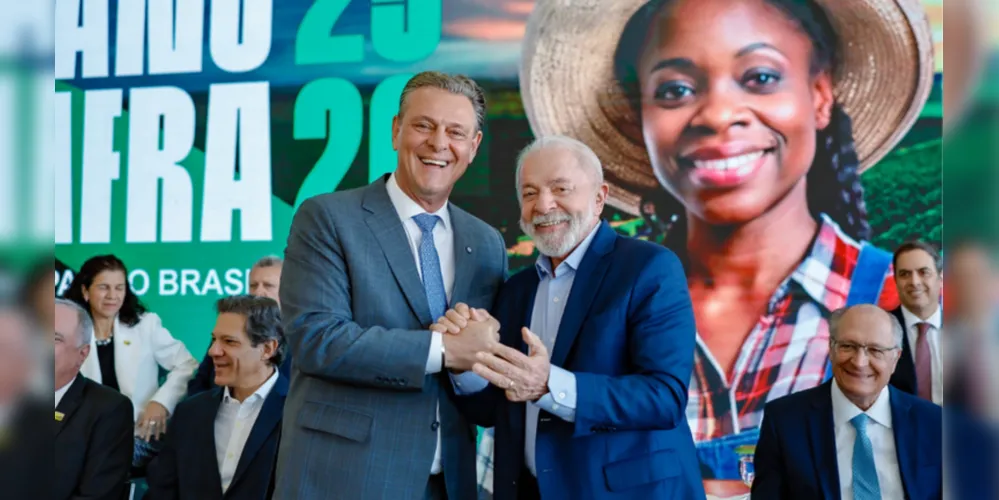 Presidente Lula e ministro Carlos Fávaro