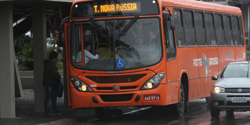 Concessão do transporte coletivo é administrada pela Viação Campos Gerais (VCG)