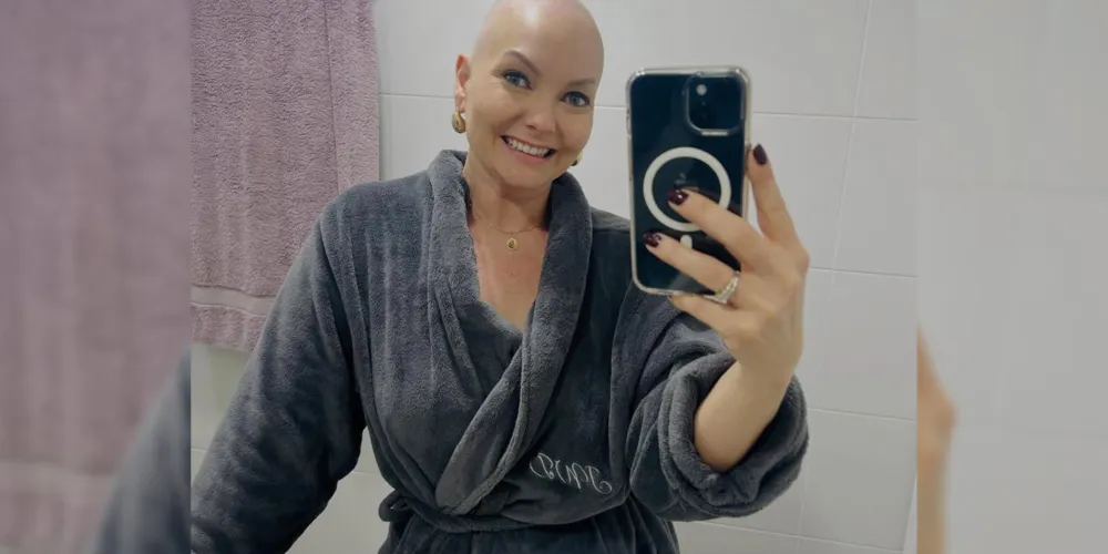 Jornalista Viviane Mallmann anuncia fim de quimioterapias contra câncer de mama.