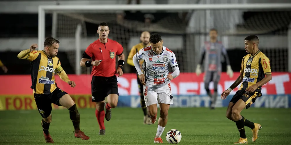 No último jogo entre as equipes, o Fantasma venceu por 2 a 0 no GK