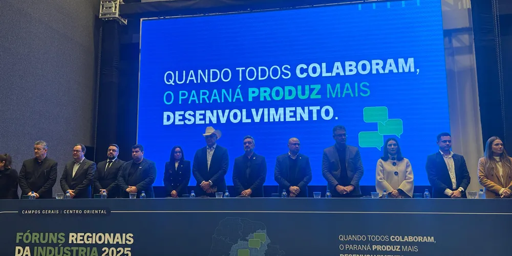 Lideranças municipais, regionais e estaduais estiveram presentes no evento