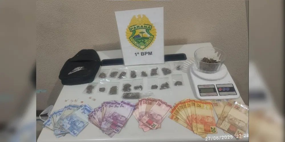 Drogas foram apreendidas na noite dessa sexta-feira