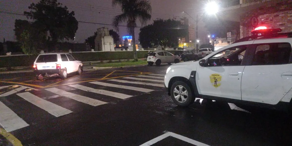 A batida aconteceu no início da noite deste domingo (29)