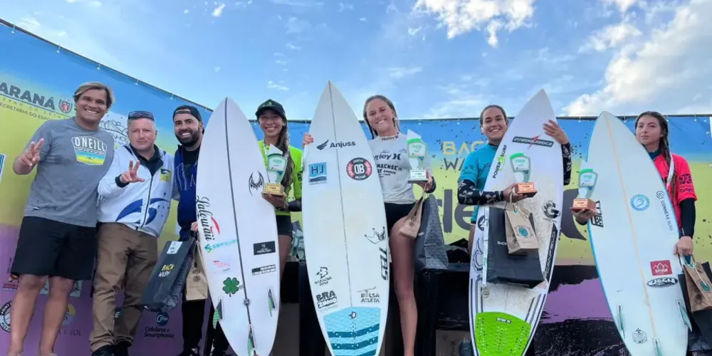 A competição reuniu mais de 150 atletas e confirmou o domínio dos surfistas locais na maioria dos pódios