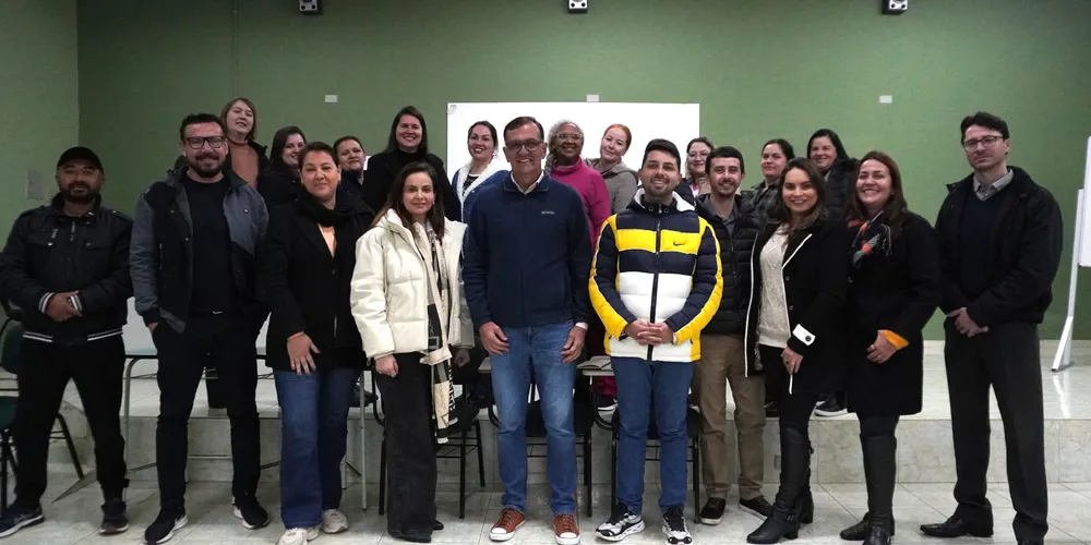 A decisão foi tomada após reunião realizada na Secretaria Municipal de Educação