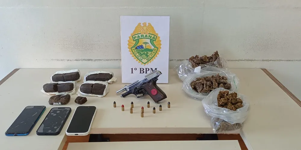 Polícia apreende mais de 1,5 kg de drogas com menor em PG