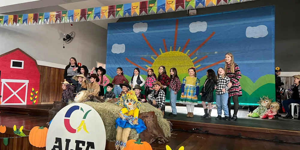 Na festa, todos poderão apreciar as danças que serão apresentadas pelos alunos do Colégio Alfa