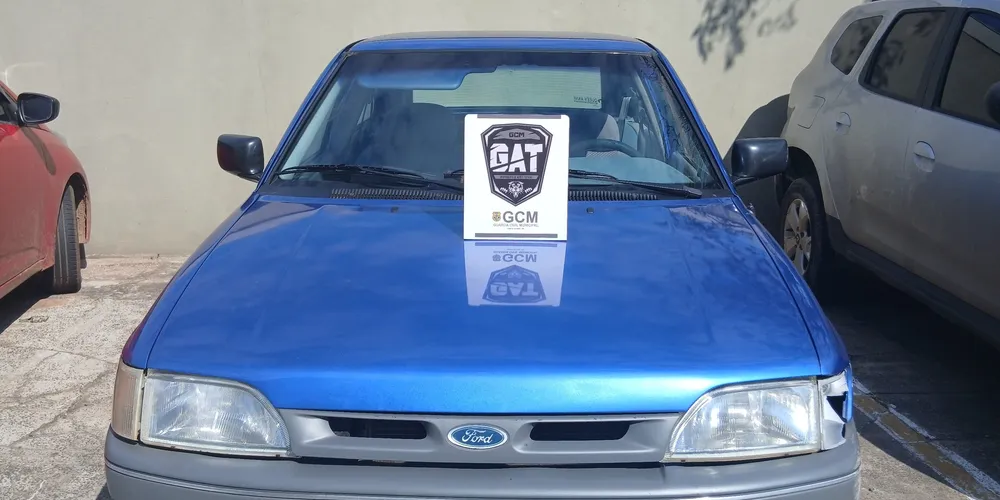 O carro foi encaminhado para a 13ª SDP