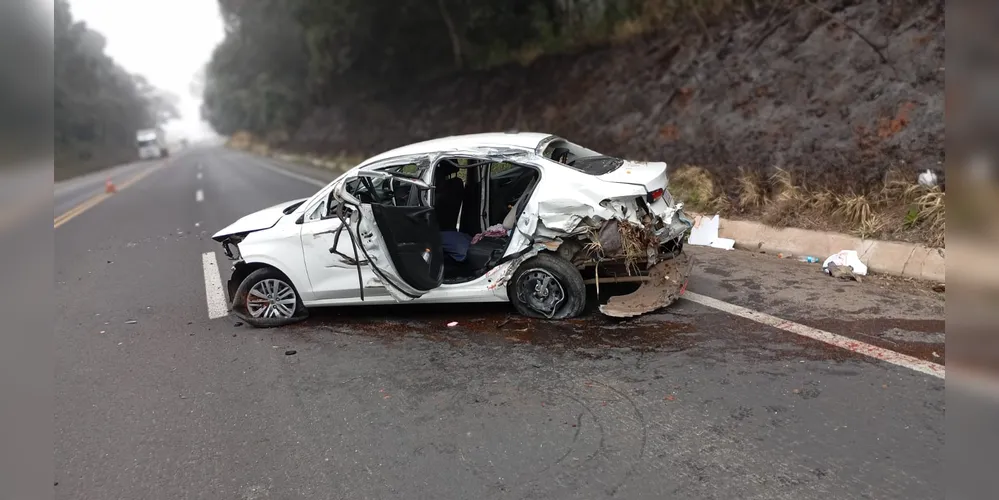 O automóvel seguia sentido Antônio Olinto e o caminhão trafegava no sentido contrário