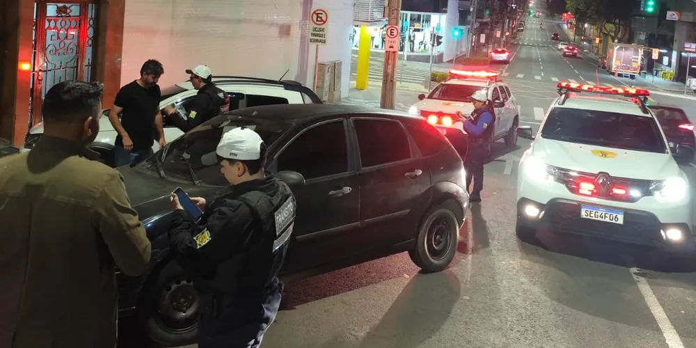 O caso aconteceu na madrugada deste sábado (19)