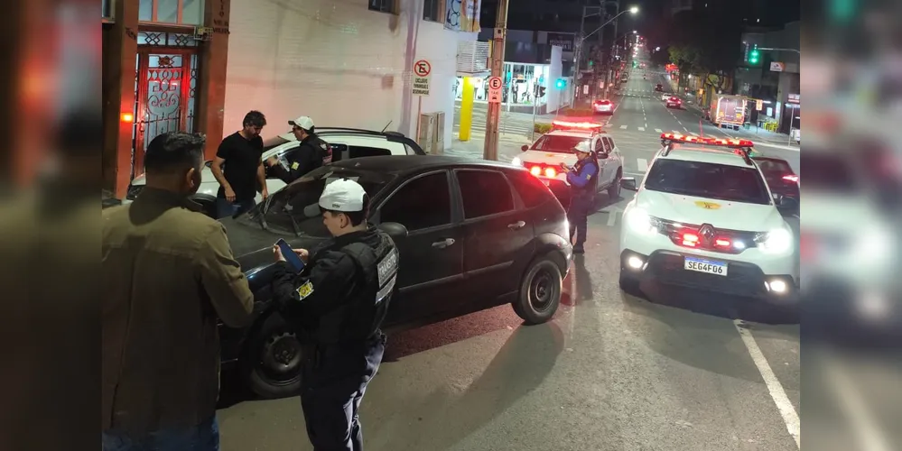 O caso aconteceu na madrugada deste sábado (19)