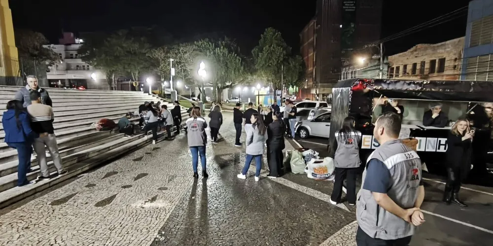 A ação será realizada no espaço do albergue municipal, com início previsto para às 20h