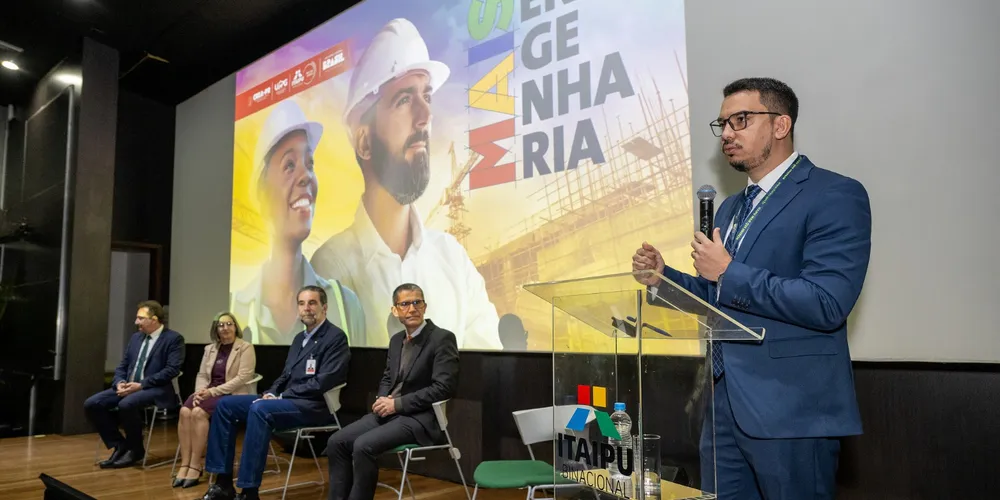 Também foram divulgadas as listas de municípios classificados em vagas remanescentes e de municípios desclassificados, conforme o edital do programa