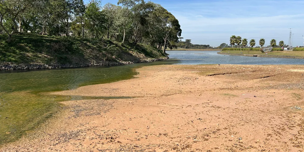 Lago apresenta espaços totalmente escassos