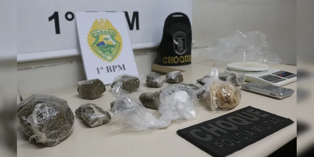 Choque da PM prende jovem e apreende quase 800 g de drogas em PG