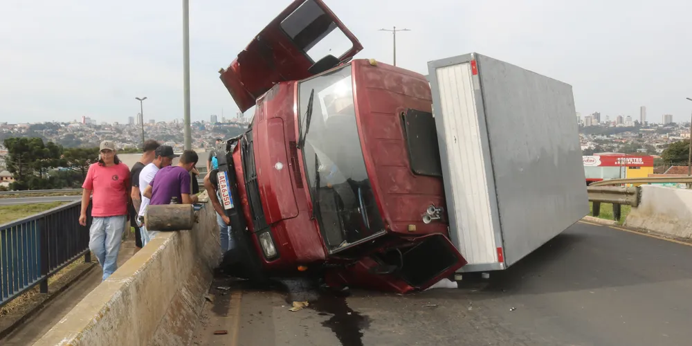 O trecho está totalmente interditado