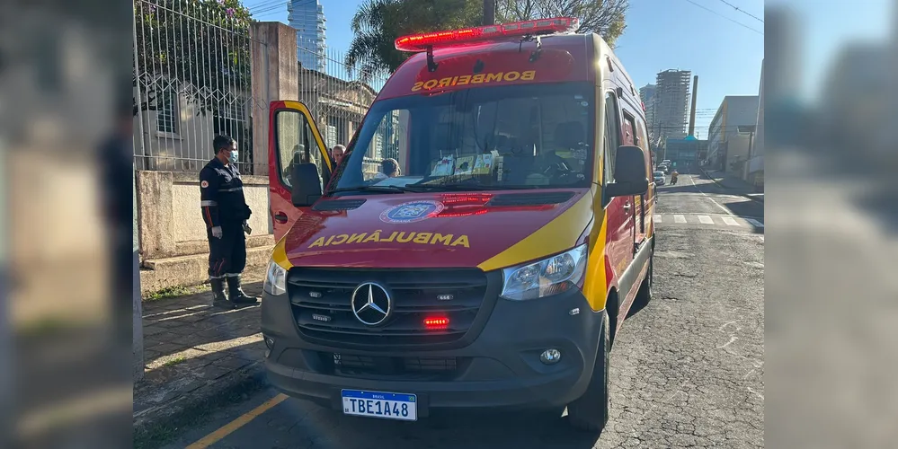 O jovem foi atendido por equipes do Siate e Samu