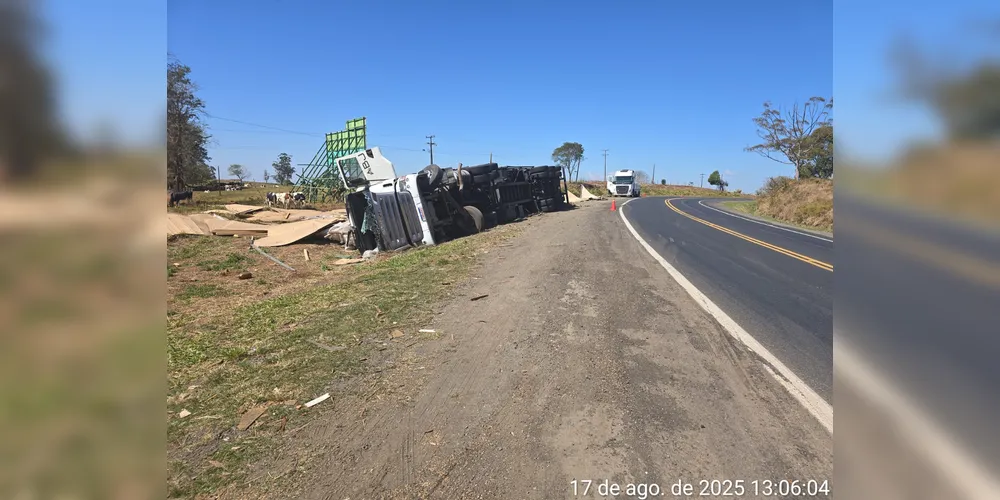 O acidente aconteceu no KM 213 da rodovia