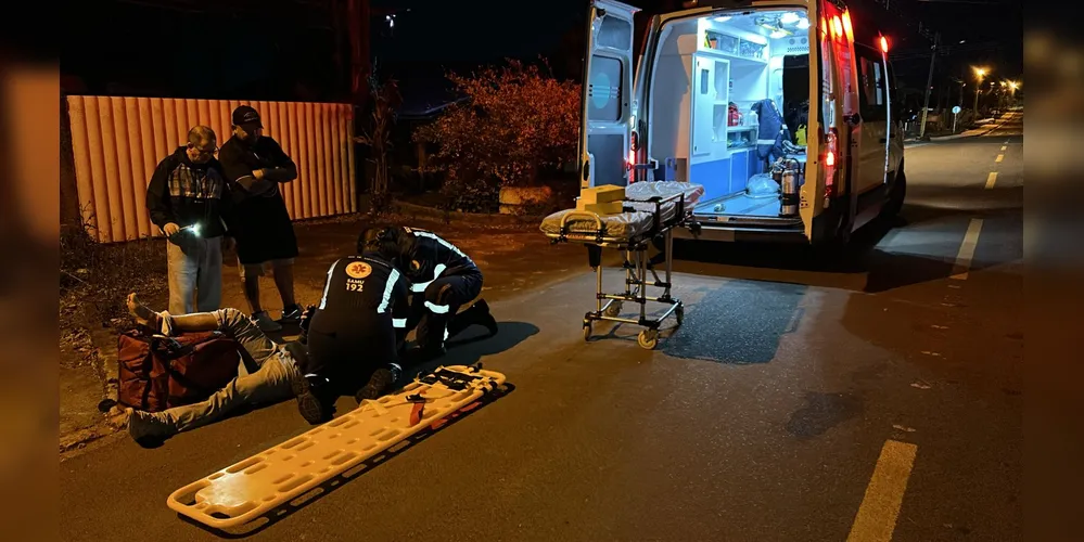 Motociclista foi socorrido pelo SAMU